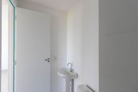 Banheiro de apartamento à venda com 2 quartos, 32m² em Parque Novo Mundo, São Paulo