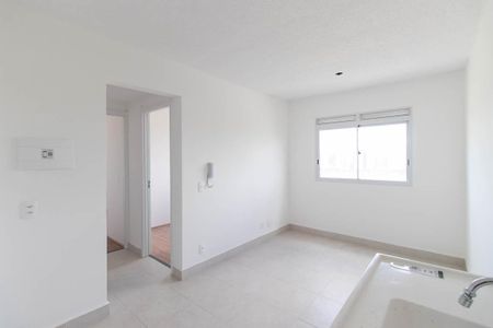 Sala/Cozinha de apartamento à venda com 2 quartos, 32m² em Parque Novo Mundo, São Paulo