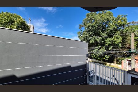 Vista de casa de condomínio à venda com 2 quartos, 130m² em Vila Vitória, Santo André