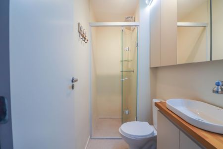 Banheiro de apartamento à venda com 2 quartos, 34m² em Jardim Peri Peri, São Paulo