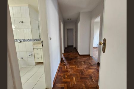 Corredor de apartamento para alugar com 5 quartos, 150m² em Santo Amaro, São Paulo