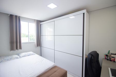 Quarto 2 de apartamento à venda com 2 quartos, 52m² em Chácara Contagem, Contagem
