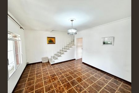 Sala de casa à venda com 3 quartos, 150m² em Jardim Sonia, São Paulo