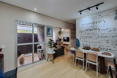 Sala de apartamento à venda com 2 quartos, 65m² em Jardim Calux, São Bernardo do Campo