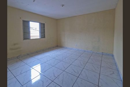 Casa à venda com 3 quartos, 168m² em Vila Guedes, São Paulo