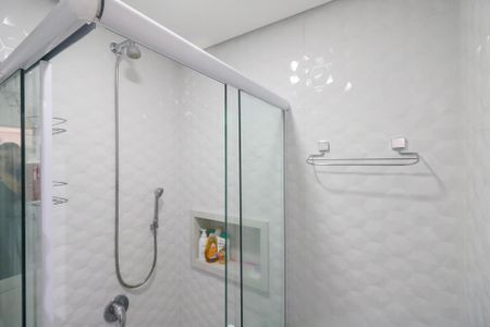 Banheiro de kitnet/studio para alugar com 1 quarto, 18m² em Santa Paula, São Caetano do Sul