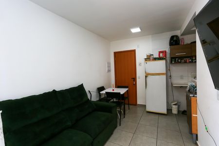 Sala de apartamento para alugar com 2 quartos, 70m² em Jardim Boa Vista (zona Oeste), São Paulo