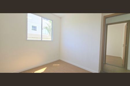 Apartamento à venda com 2 quartos, 42m² em Várzea, Lagoa Santa