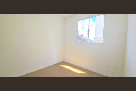 Apartamento à venda com 2 quartos, 42m² em Várzea, Lagoa Santa