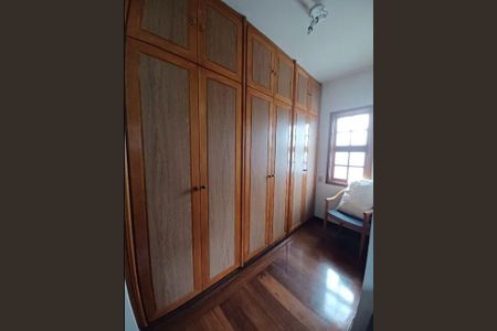 Casa à venda com 4 quartos, 320m² em Residencial Dez (Alphaville), Santana de Parnaíba