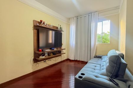 Sala de apartamento à venda com 3 quartos, 65m² em Tirol, Contagem