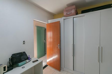 Casa à venda com 3 quartos, 180m² em Vila Jardim Leblon, Belo Horizonte