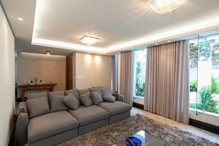 Sala 1 de casa à venda com 5 quartos, 268m² em Castelo, Belo Horizonte