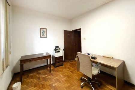 Casa à venda com 3 quartos, 360m² em Renascença, Belo Horizonte