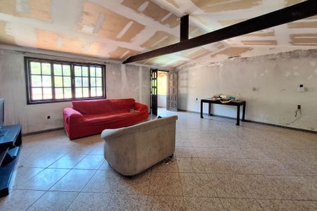 Sala 3 de casa para alugar com 6 quartos, 3000m² em Maria Paula, Niterói