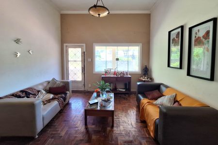 Sala 1 de casa para alugar com 6 quartos, 3000m² em Maria Paula, Niterói