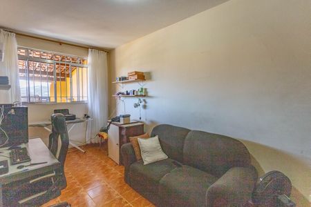 Casa à venda com 3 quartos, 199m² em Campanário, Diadema