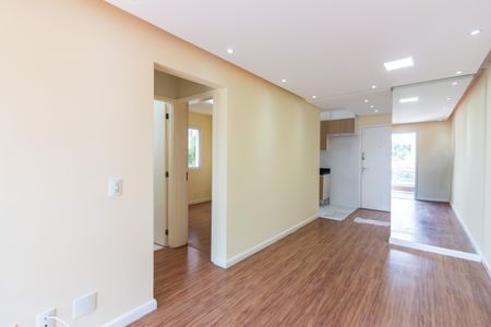 Sala de apartamento para alugar com 2 quartos, 51m² em Jardim Roberto, Osasco