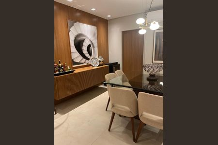 Apartamento à venda com 3 quartos, 190m² em Vila Virginia, Jundiaí