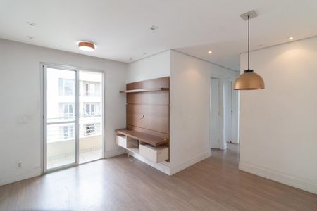 Sala de apartamento para alugar com 3 quartos, 60m² em Jardim Monte Alegre, São Paulo