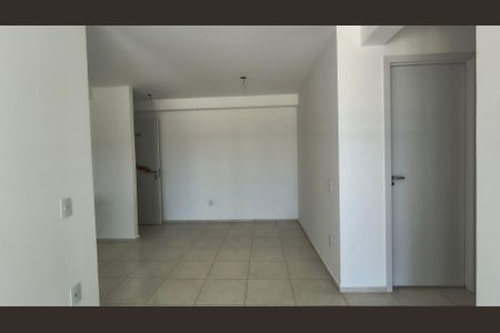Sala de apartamento para alugar com 3 quartos, 60m² em Barra Olímpica, Rio de Janeiro