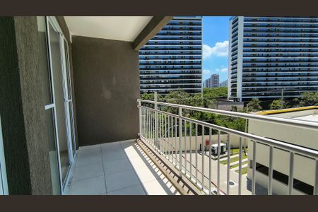 Varanda de apartamento para alugar com 3 quartos, 60m² em Barra Olímpica, Rio de Janeiro