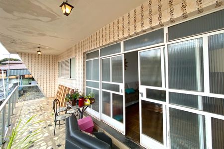 Varanda de casa à venda com 3 quartos, 360m² em Cachoeirinha, Belo Horizonte
