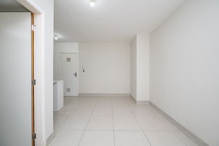 Studio de kitnet/studio para alugar com 1 quarto, 27m² em Vila Santa Catarina, São Paulo