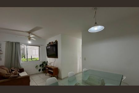 Sala de apartamento à venda com 3 quartos, 68m² em Jardim Pinheiros, São Paulo