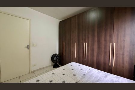 Quarto 1 de apartamento à venda com 3 quartos, 68m² em Jardim Pinheiros, São Paulo