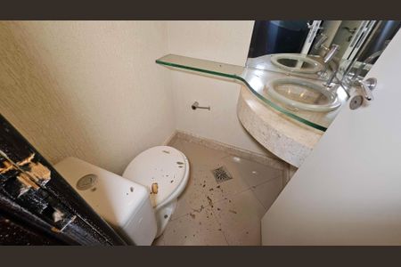 Lavabo de apartamento para alugar com 3 quartos, 132m² em Setor Bela Vista, Goiânia
