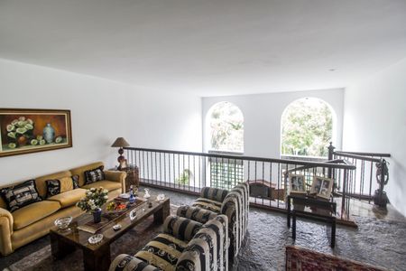 Sala de casa de condomínio para alugar com 4 quartos, 1300m² em Chacara Santa Lucia, Carapicuíba