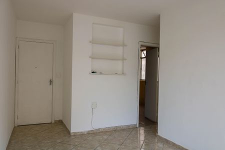 Sala de apartamento para alugar com 2 quartos, 65m² em Todos Os Santos, Rio de Janeiro