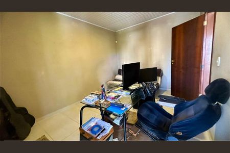 Casa à venda com 3 quartos, 150m² em Jardim Juá, São Paulo