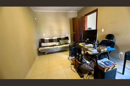 Casa à venda com 3 quartos, 150m² em Jardim Juá, São Paulo