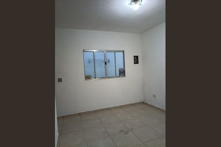 Casa à venda com 5 quartos, 200m² em Canhema, Diadema