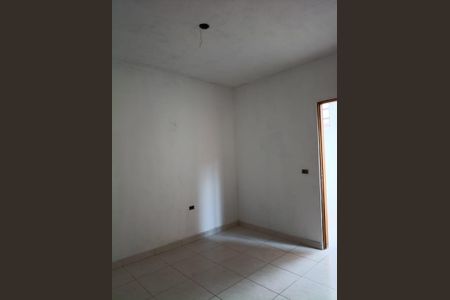 Casa à venda com 5 quartos, 200m² em Canhema, Diadema