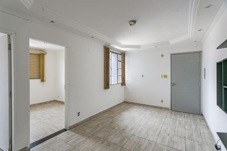 Sala de apartamento para alugar com 2 quartos, 50m² em Jardim Imperador (zona Sul), São Paulo