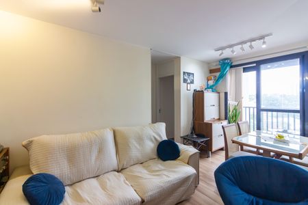 Sala de apartamento para alugar com 2 quartos, 54m² em Centro, Osasco