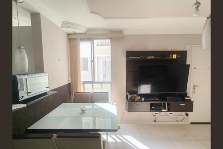 Sala de apartamento à venda com 2 quartos, 45m² em Sapucaias, Contagem