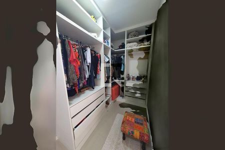 Casa à venda com 3 quartos, 230m² em Rio do Ouro, São Gonçalo