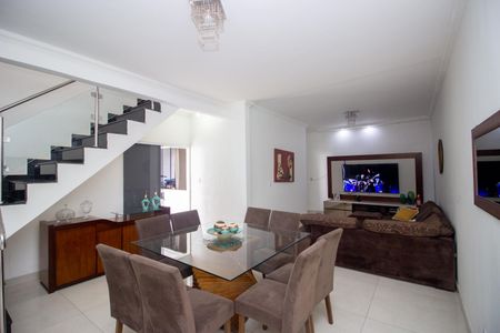 Sala de casa para alugar com 6 quartos, 410m² em Colonial, Contagem