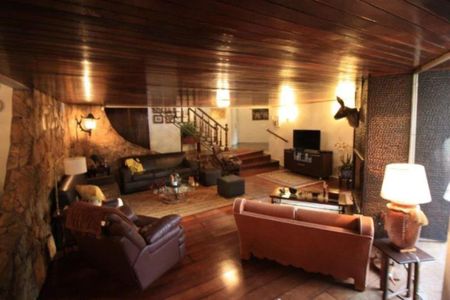 Foto 03 de casa de condomínio à venda com 4 quartos, 798m² em Alto de Pinheiros, São Paulo