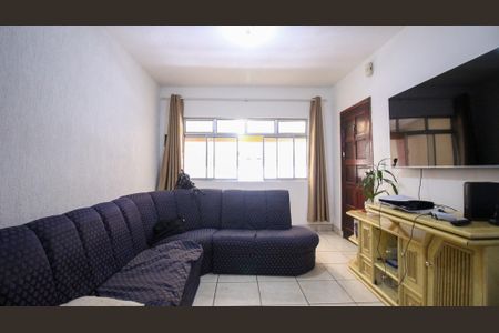 Casa à venda com 3 quartos, 155m² em Vila Elze, São Paulo