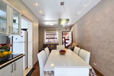 Sala de casa de condomínio à venda com 2 quartos, 90m² em Vila Jerusalem, São Bernardo do Campo