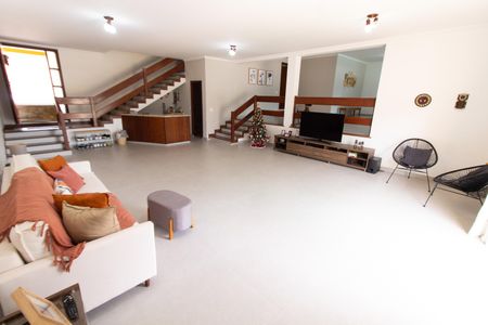 SALA de casa à venda com 4 quartos, 450m² em Fazenda Santa Cândida, Campinas