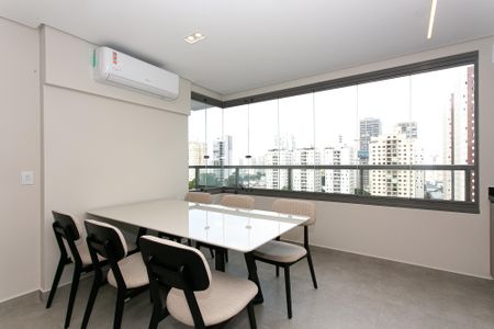 Sala de Jantar de apartamento para alugar com 2 quartos, 65m² em Vila Azevedo, São Paulo