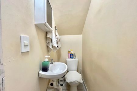 Lavabo de casa à venda com 2 quartos, 130m² em Americanópolis, São Paulo