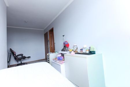 Apartamento à venda com 3 quartos, 60m² em Monte Castelo, Contagem