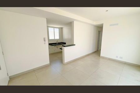 Apartamento à venda com 3 quartos, 157m² em Padre Eustáquio, Belo Horizonte